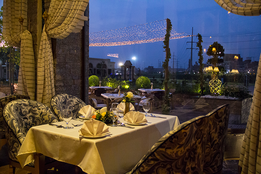 The Poet Restaurant In Lahore | Mughlai Restaurant Lahore